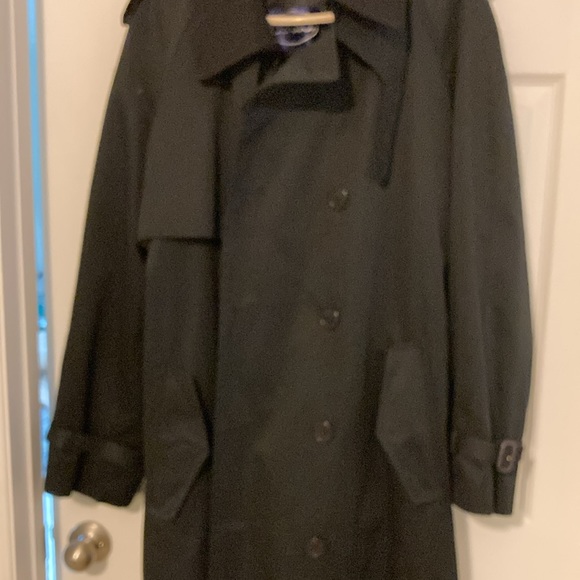Men’s Perusal Black Trenchcoat Size 42R Like New - Picture 4 of 9